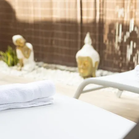 דירה Home2book & Relax *
