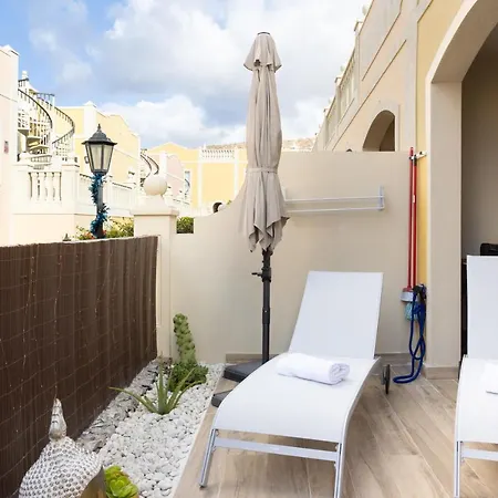 Διαμέρισμα Home2book & Relax *